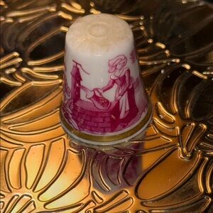 Spode Cream and Pink Decorative Thimble